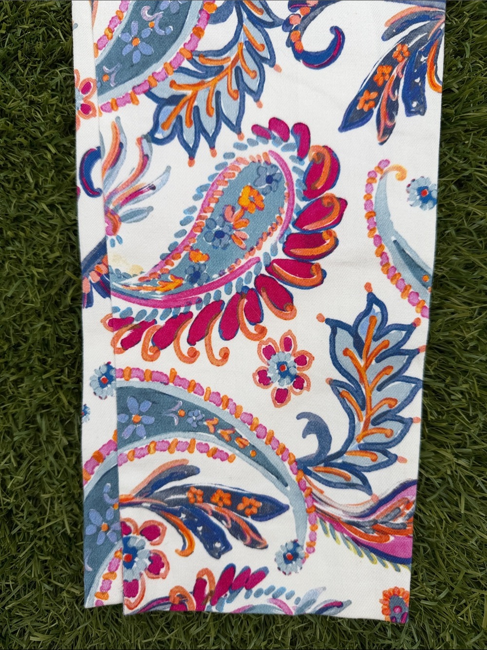 White Paisley Print Leggings - Multicolor - Picture 7 of 8
